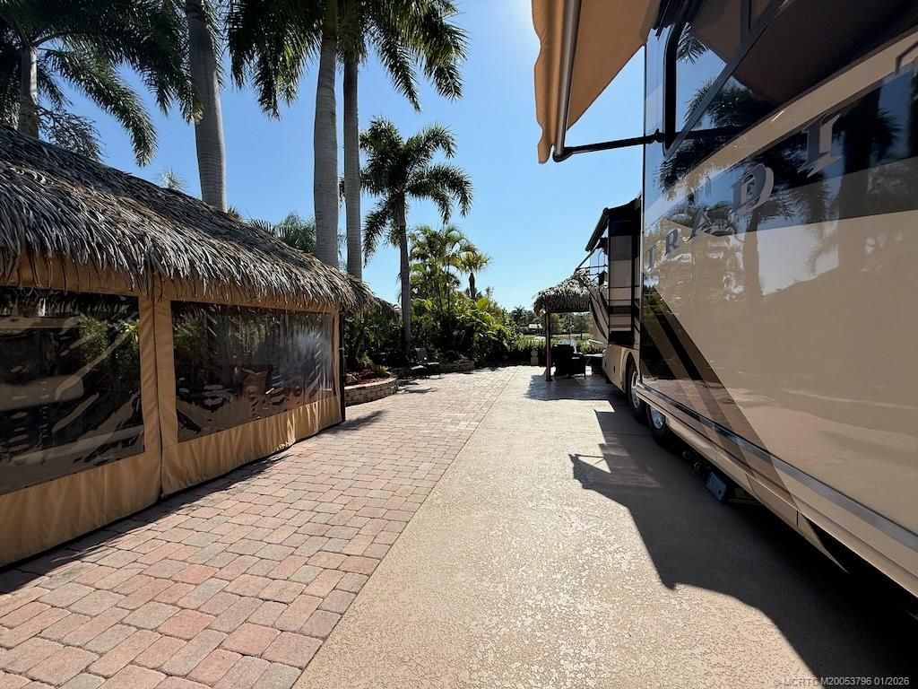 462 NW Sandtrap Lane, Port Saint Lucie, FL 34986 Photo