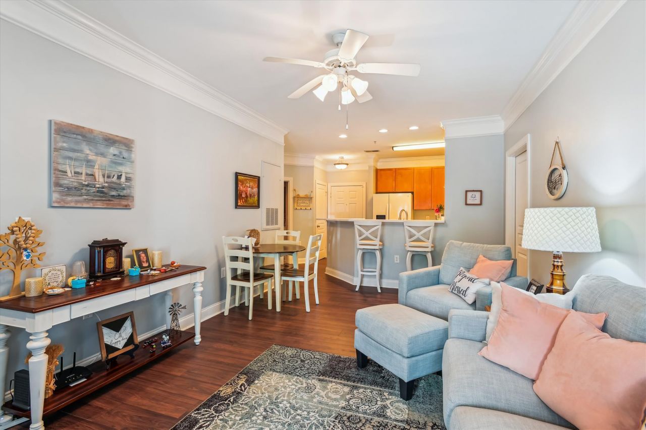 1025 Riverland Woods Place Photo 15