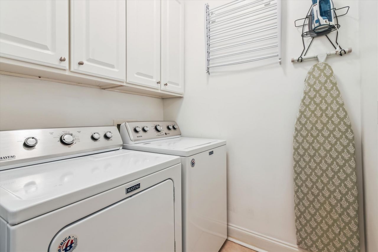 1025 Riverland Woods Place Photo 26