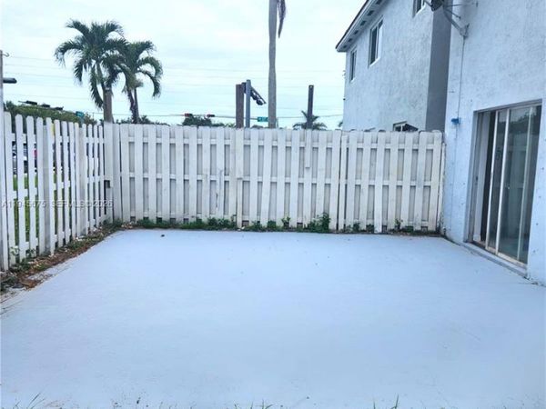 13658 SW 142nd Ter, Miami, FL 33186