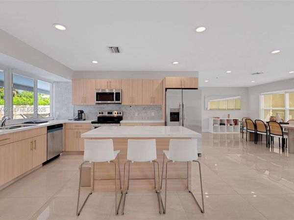 3500 N Park Rd, Hollywood, FL 33021