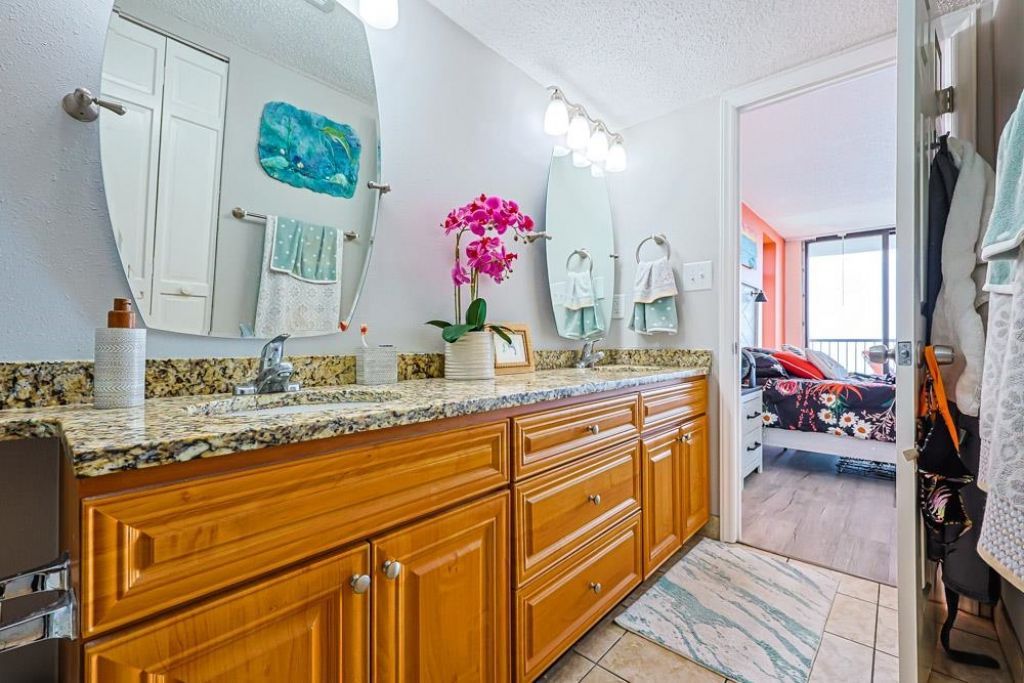 5308 N Ocean Blvd. Photo 15