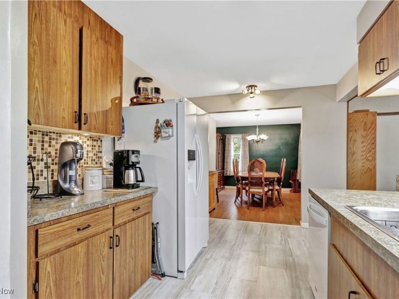 25550 Glenbrook Boulevard, Euclid, OH 44117 Photo 6