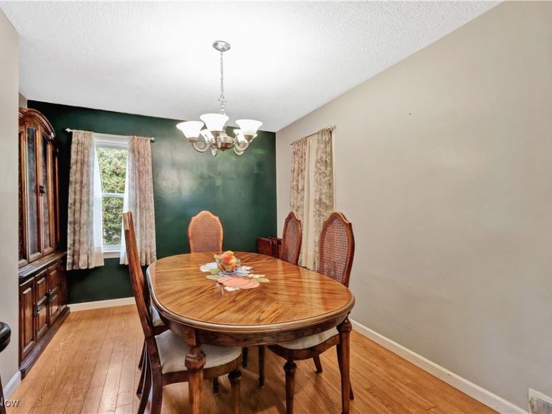 25550 Glenbrook Boulevard, Euclid, OH 44117 Photo 8