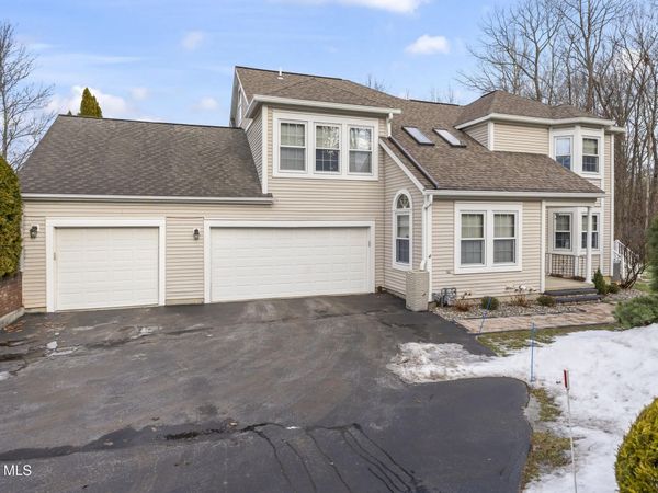 145 Killarney Drive, Niskayuna, NY 12309