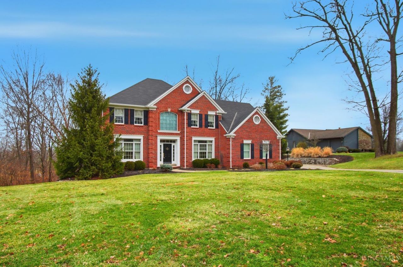 6684 Powner Farm Drive, Green Township, OH 45248 Main Photo