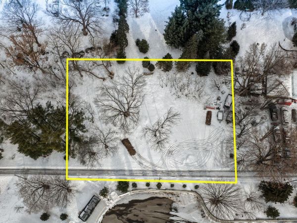 130x Dodd Road, Mendota Heights, MN 55118