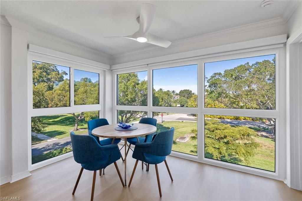 606 Broad Ave S, Unit J606, Naples, FL 34102 Photo