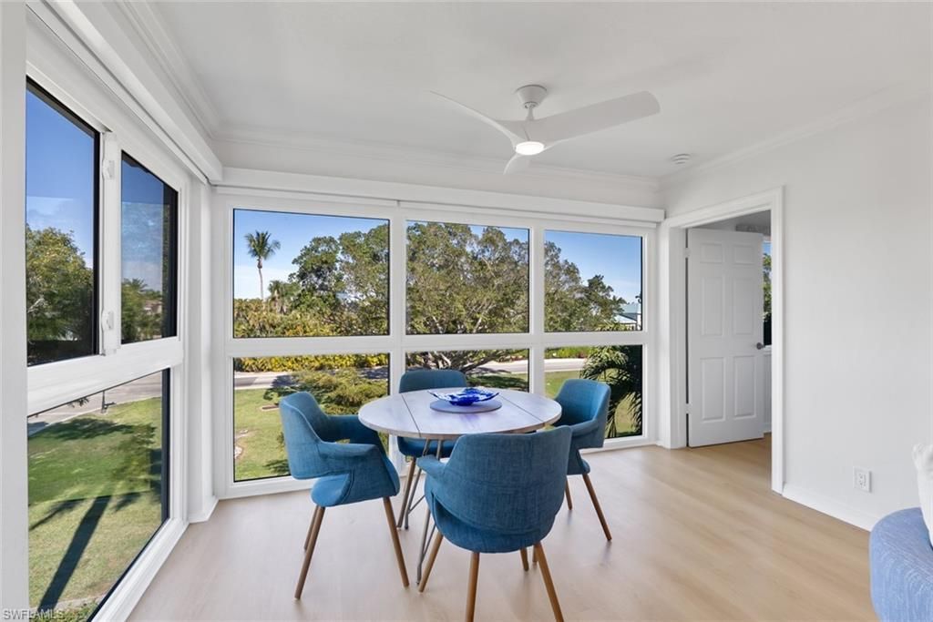 606 Broad Ave S, Unit J606, Naples, FL 34102 Photo