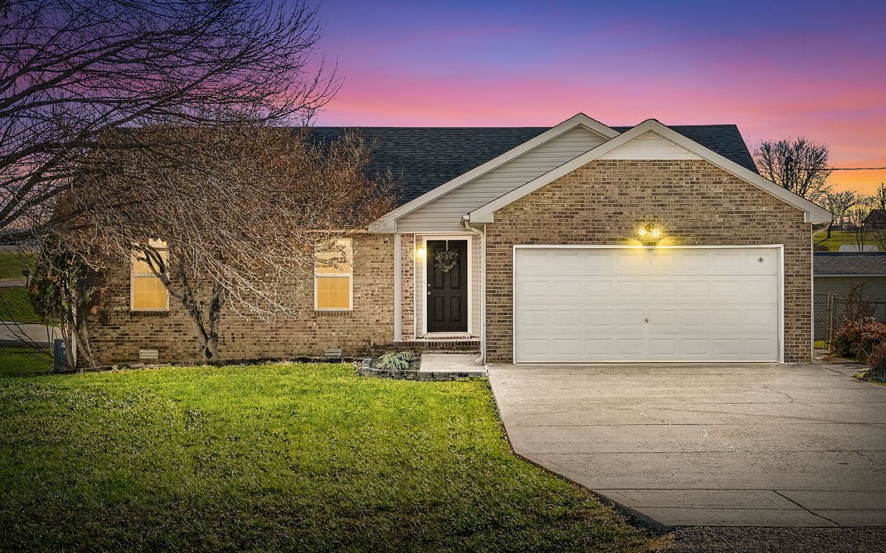 590 Flower Dr, Clarksville, TN 37040 Main Photo