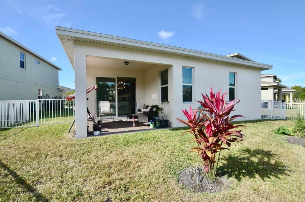 1897 NW Cataluna Circle, Port Saint Lucie, FL 34986 Photo