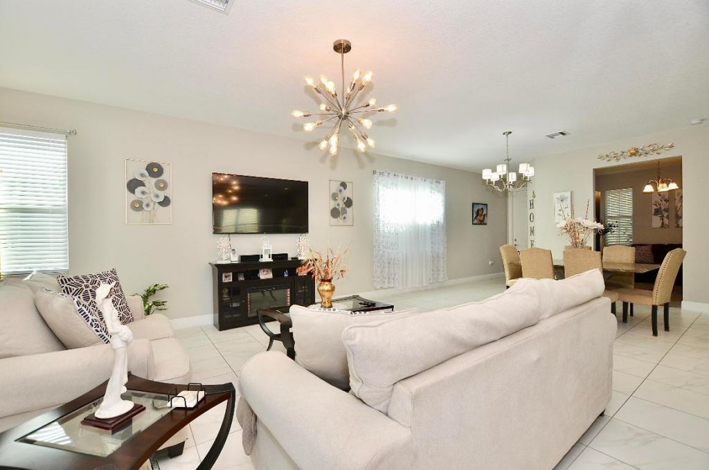 1897 NW Cataluna Circle, Port Saint Lucie, FL 34986 Photo