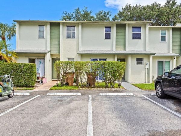 822 Crystal Lake Drive, Unit 822, Deerfield Beach, FL 33064