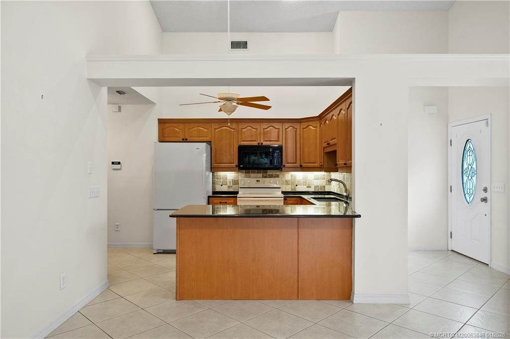 2508 SE Tropical East Circle, Port Saint Lucie, FL 34952 Photo