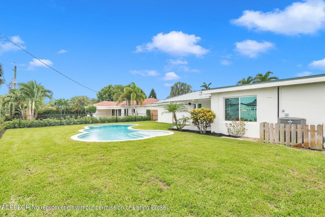 369 Franklin Road, West Palm Beach, FL 33405 Photo