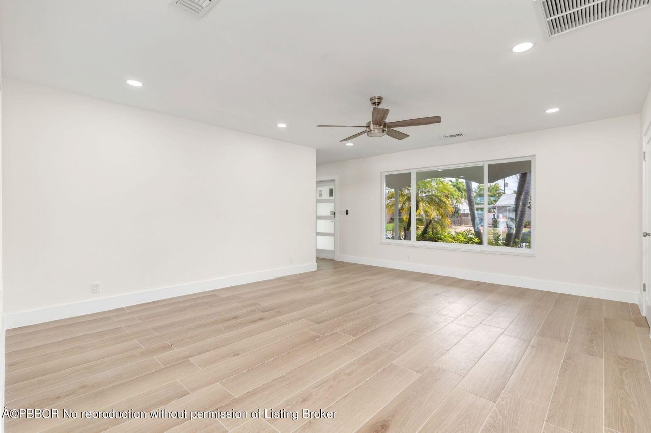 369 Franklin Road, West Palm Beach, FL 33405 Photo