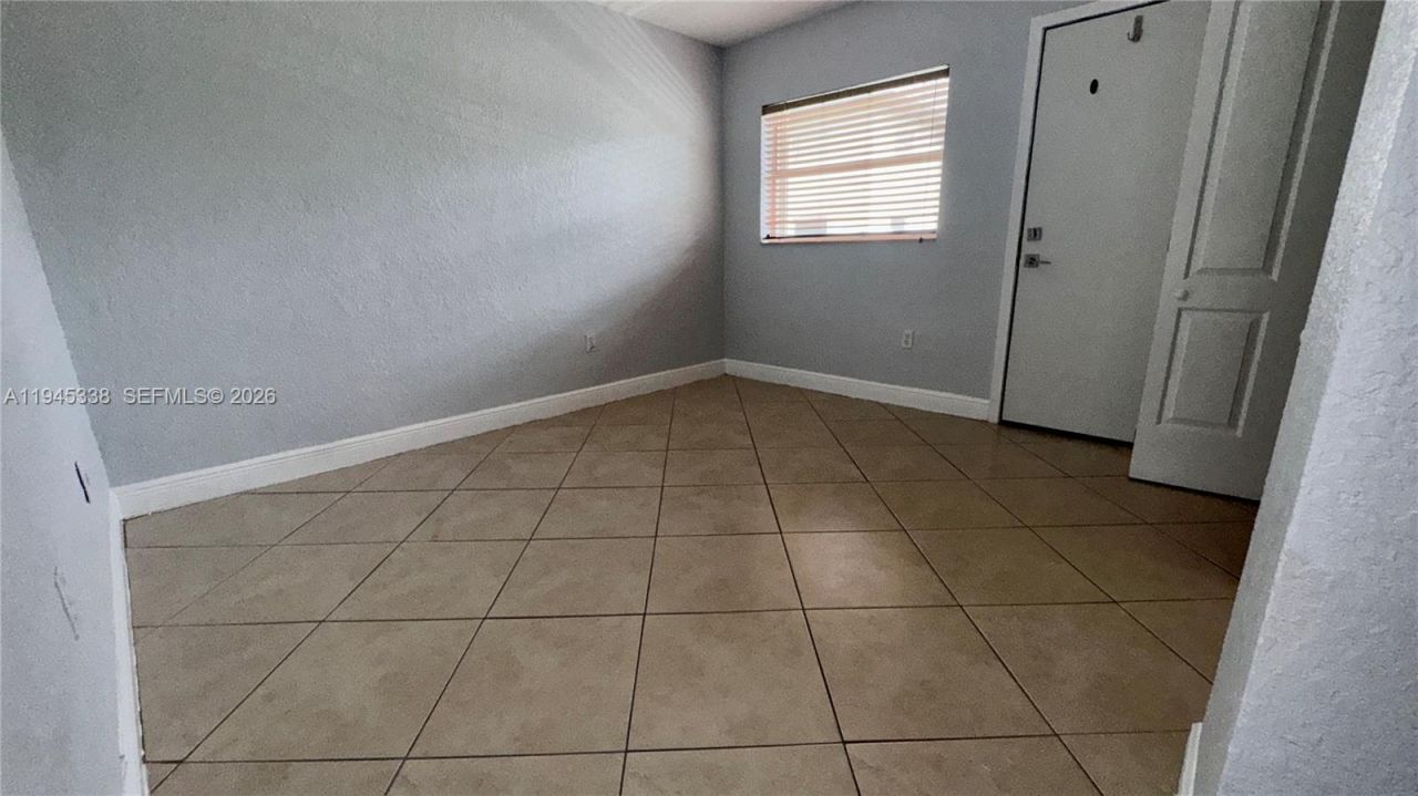 8475 SW 94th St, Unit 203E, Miami, FL 33156 Photo