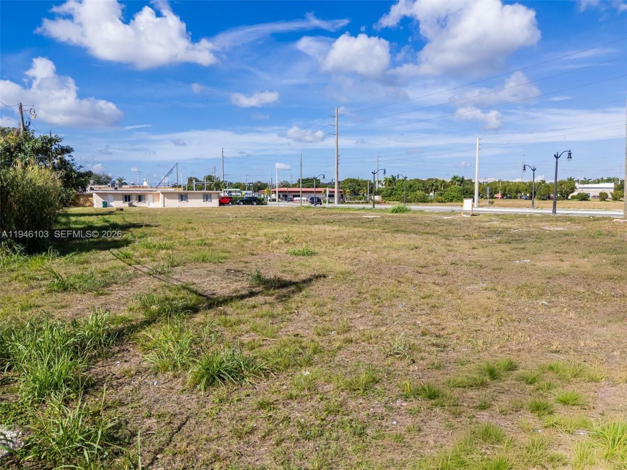 945 W Lucy St, Florida City, FL 33034 Photo