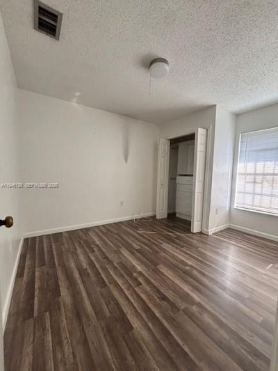 817 NE 214th Ln , Unit 4, Miami, FL 33179 Photo