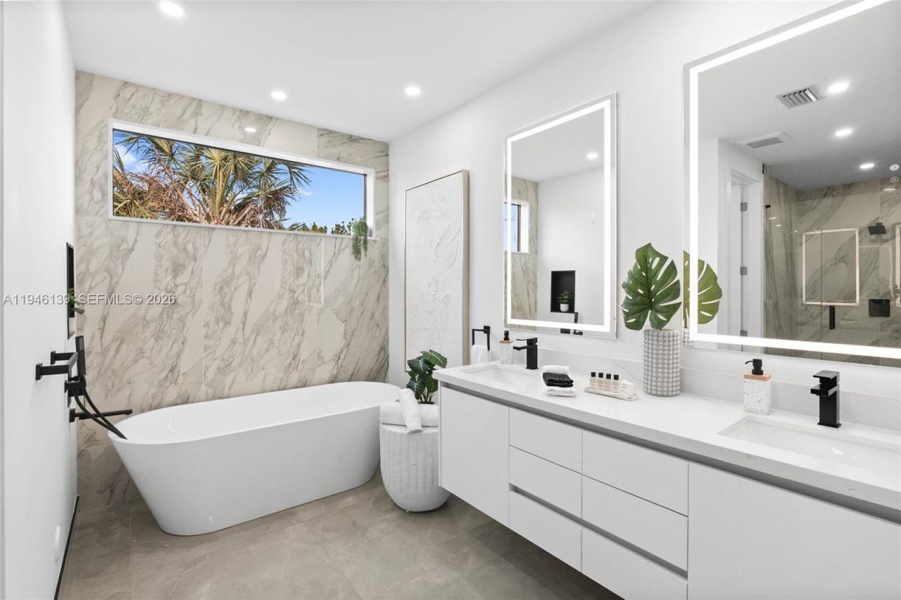 325 SW 16th St, Unit B, Fort Lauderdale, FL 33315 Photo