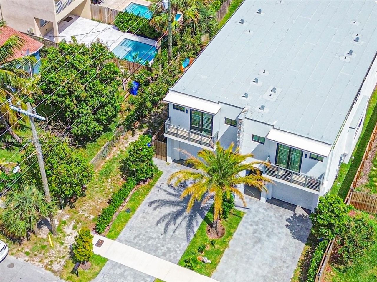 325 SW 16th St, Unit B, Fort Lauderdale, FL 33315 Photo