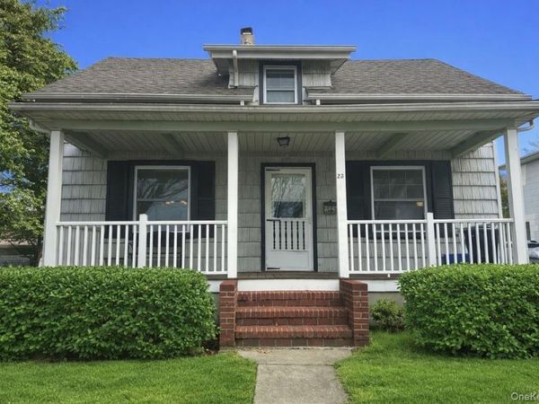 23 S Bayles Avenue, Port Washington, NY 11050