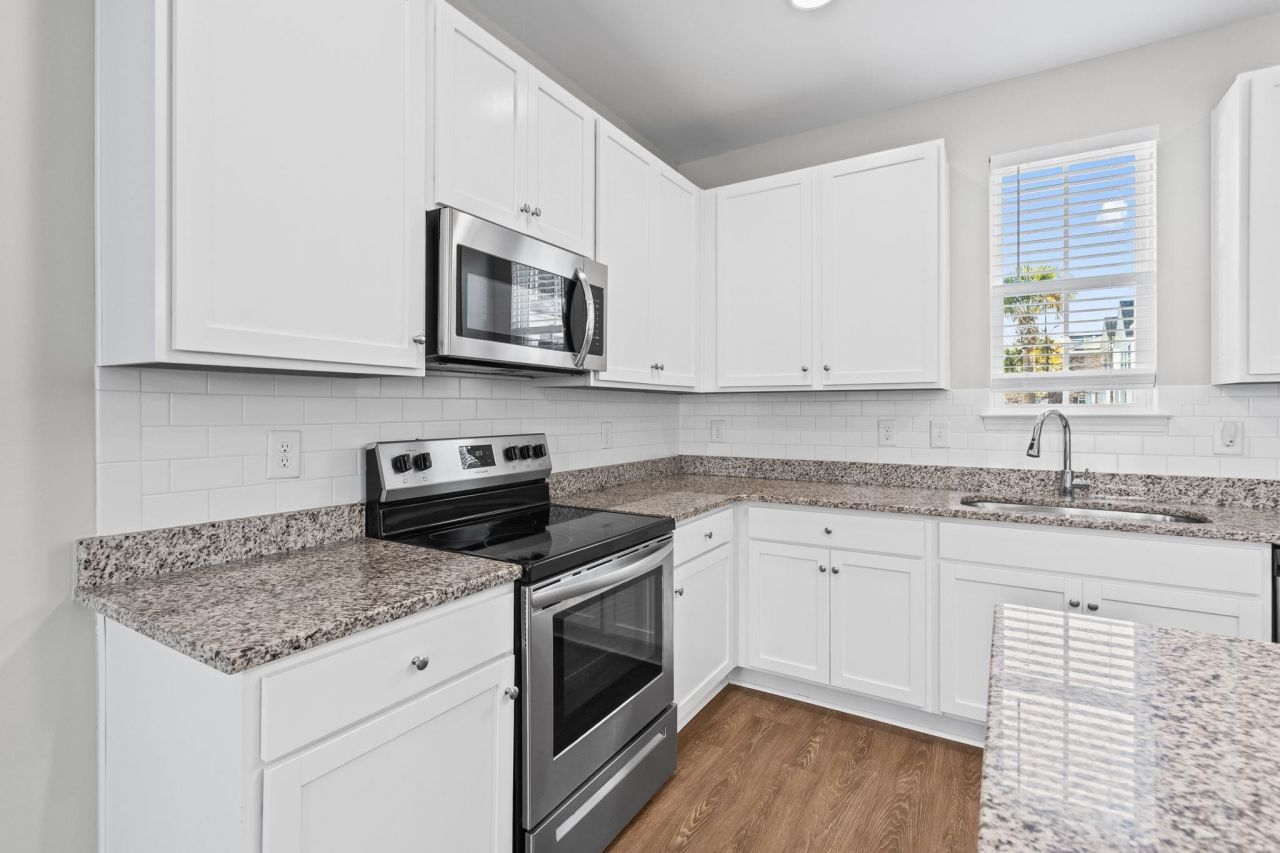 3549 Bristol Ln. Photo 14