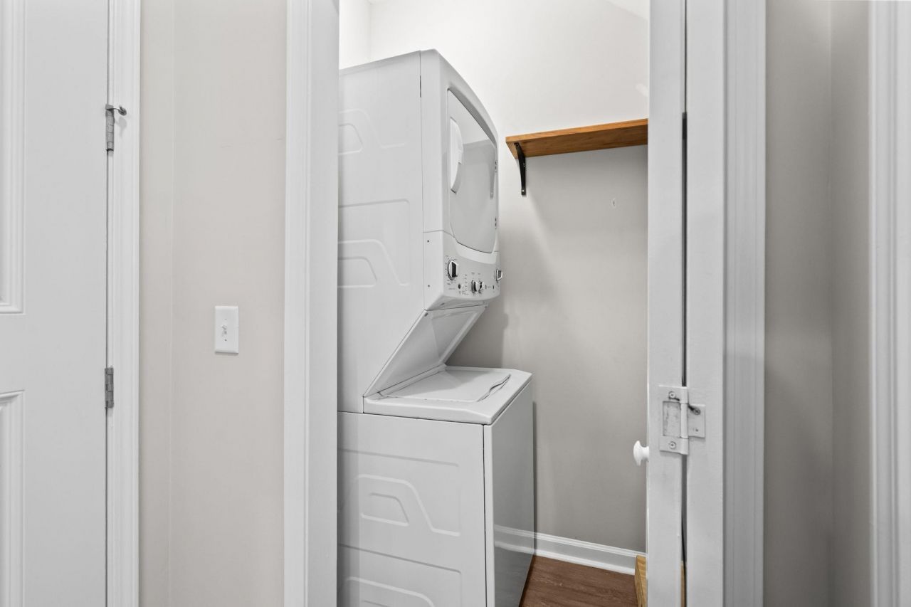 3549 Bristol Ln. Photo 17