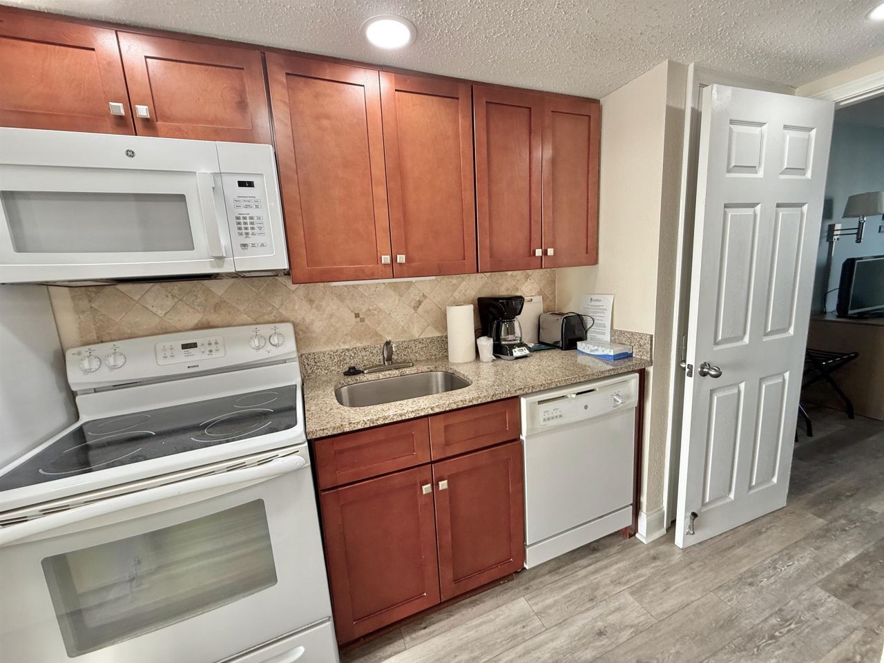 158 Seawatch Dr. Photo 22