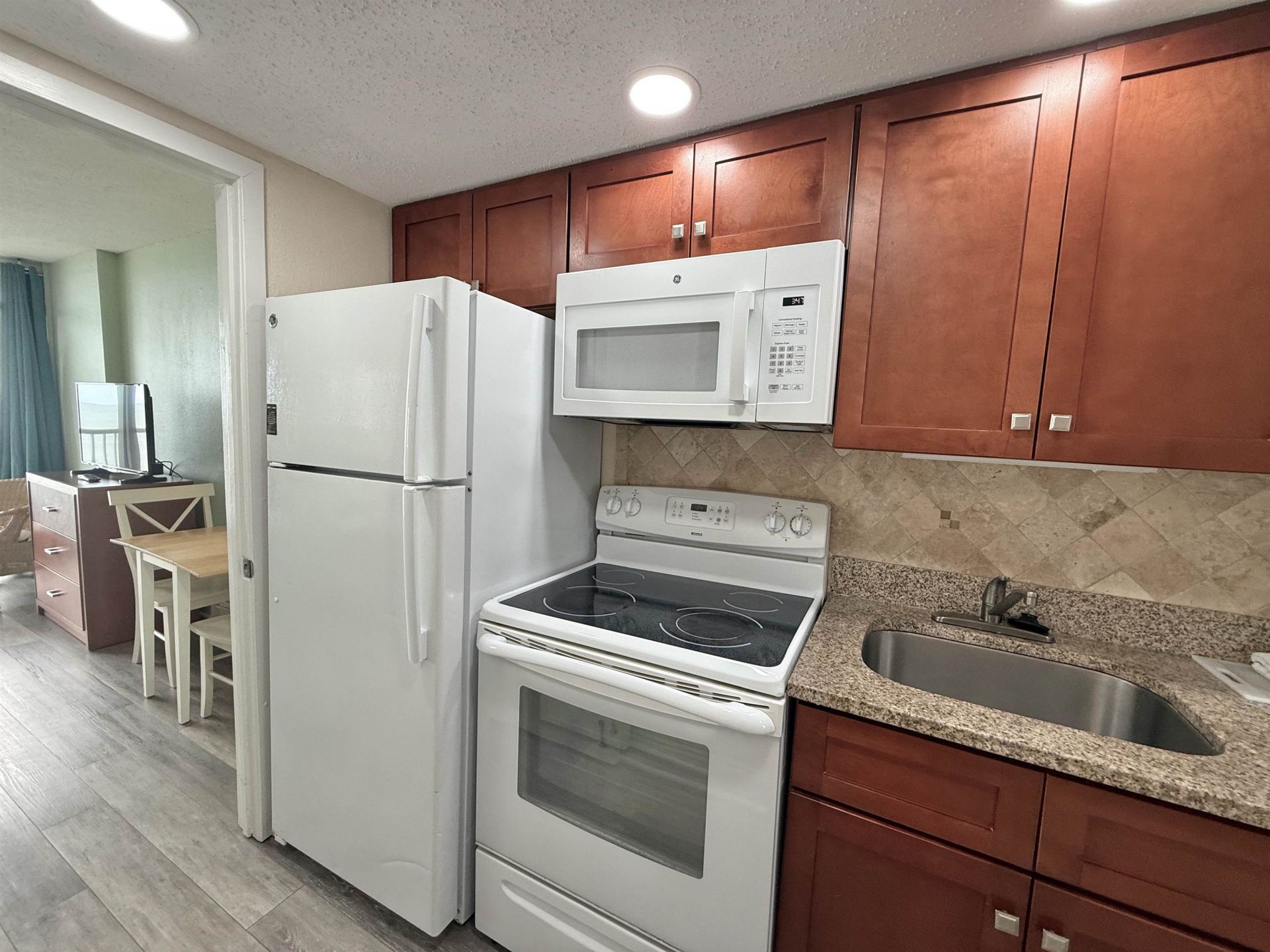 158 Seawatch Dr. Photo 24