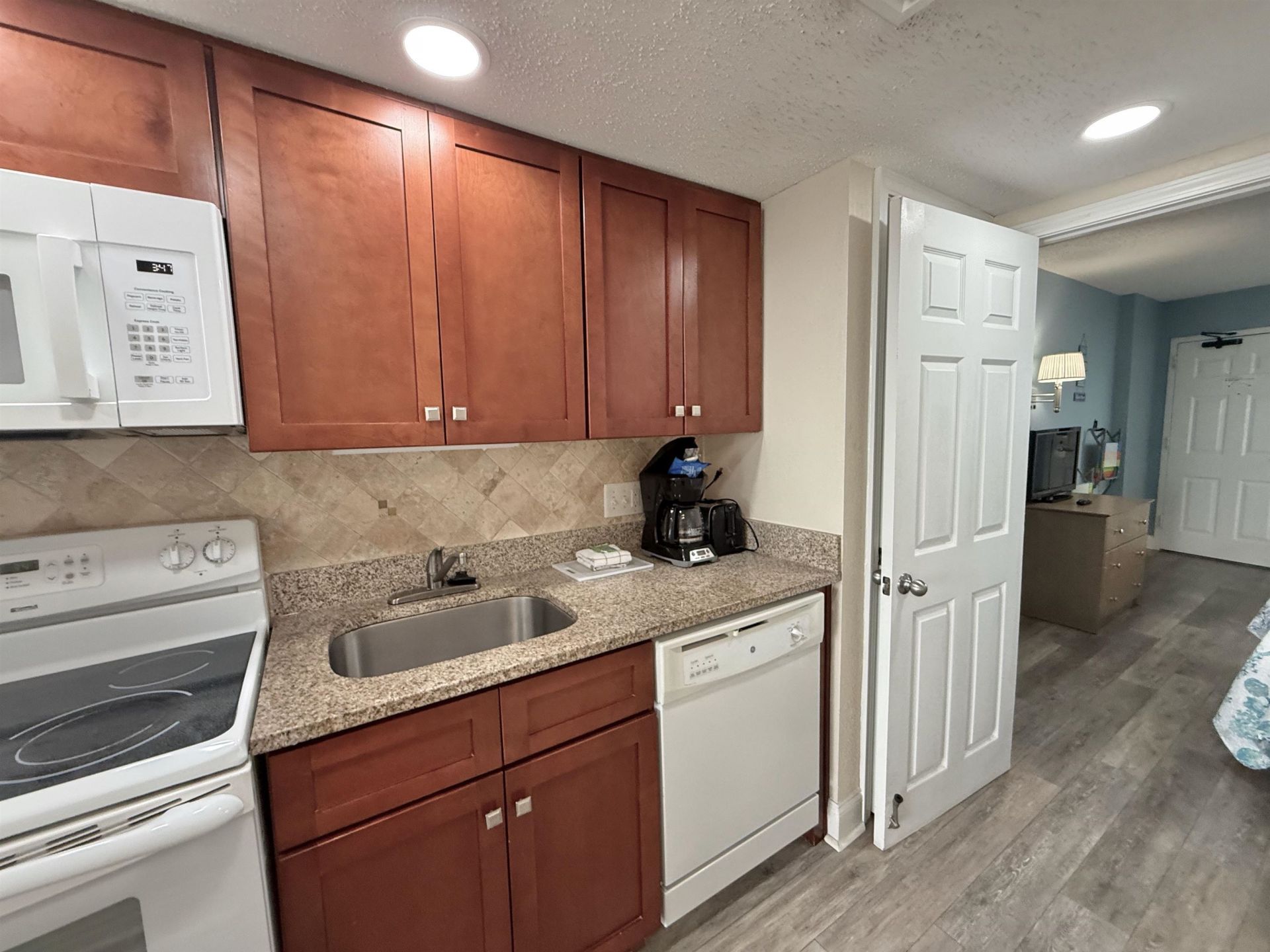 158 Seawatch Dr. Photo 29