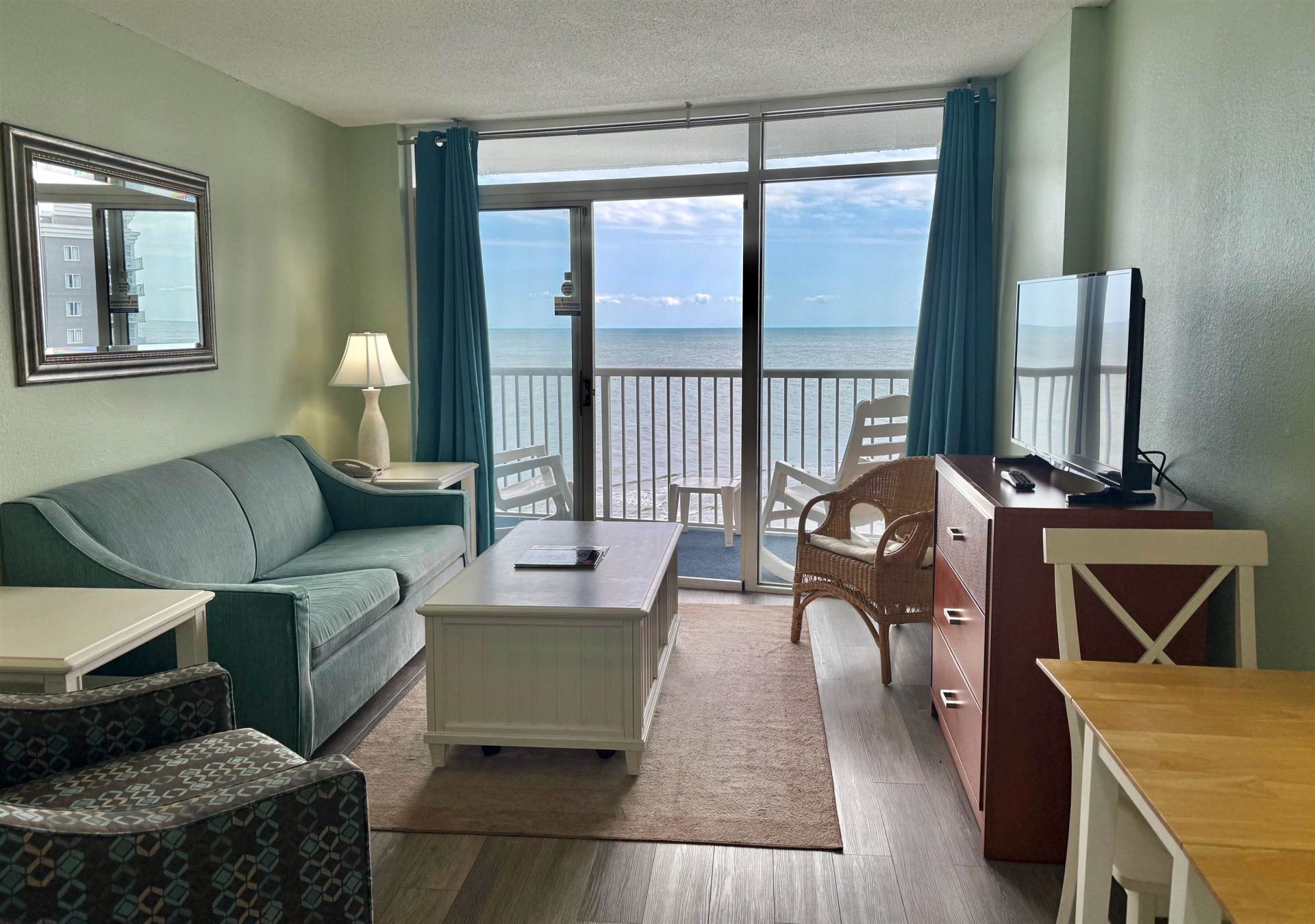158 Seawatch Dr. Photo 4