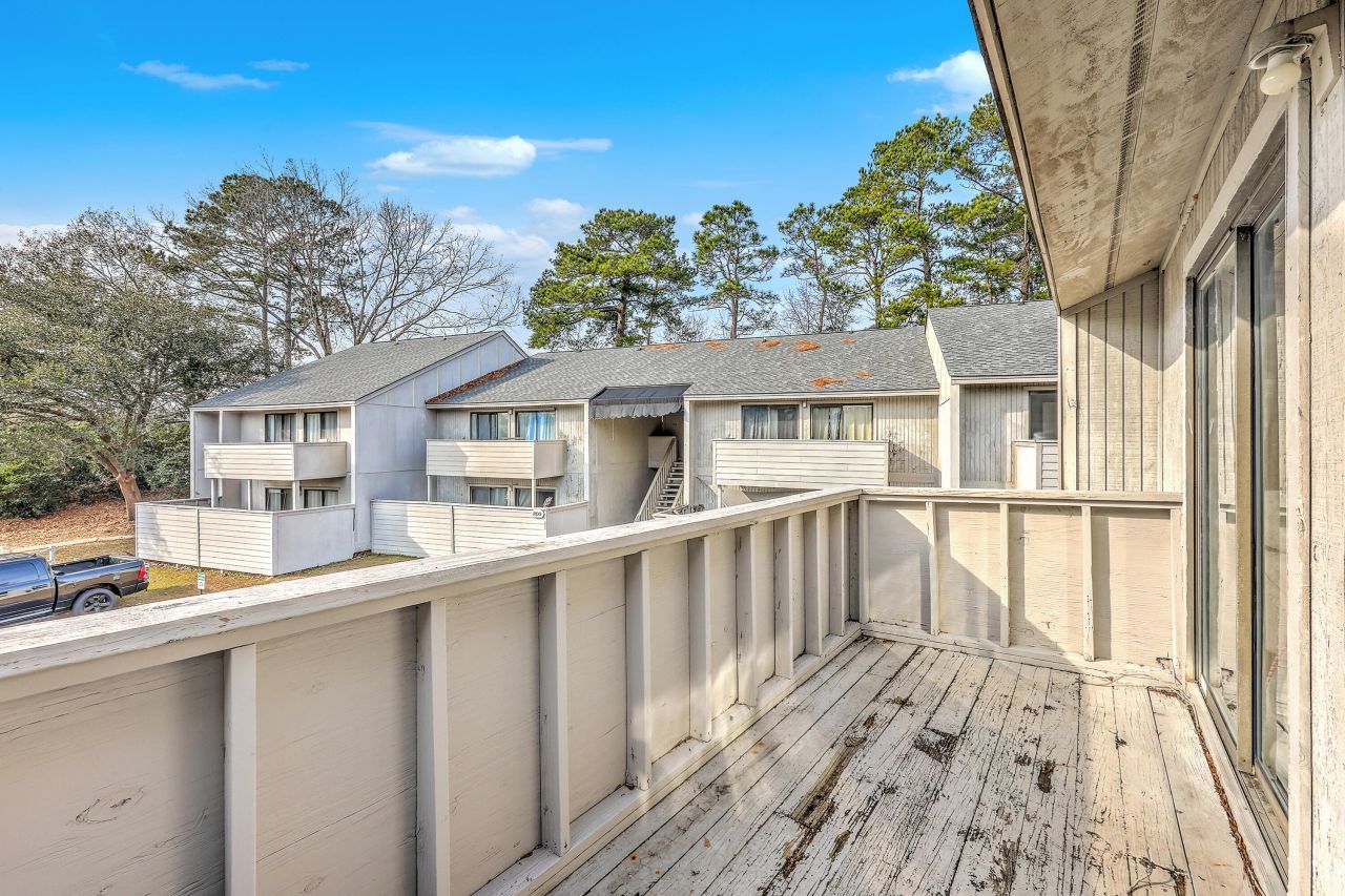 404 Greencastle Drive Photo 19