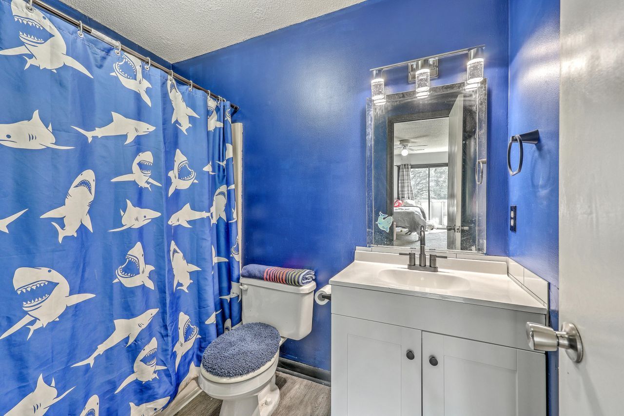 404 Greencastle Drive Photo 22