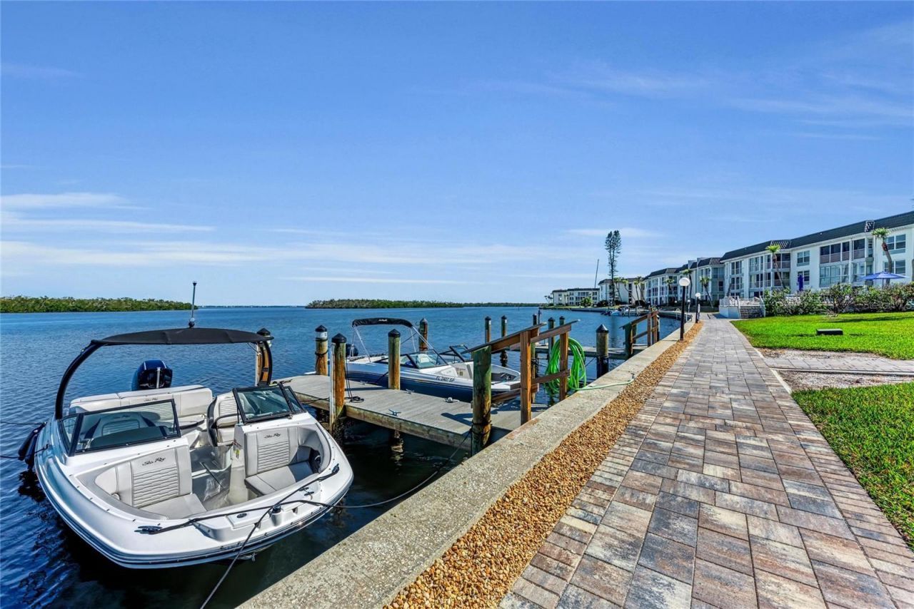 4420 Exeter Drive, Unit 307, Longboat Key, FL 34228 Photo