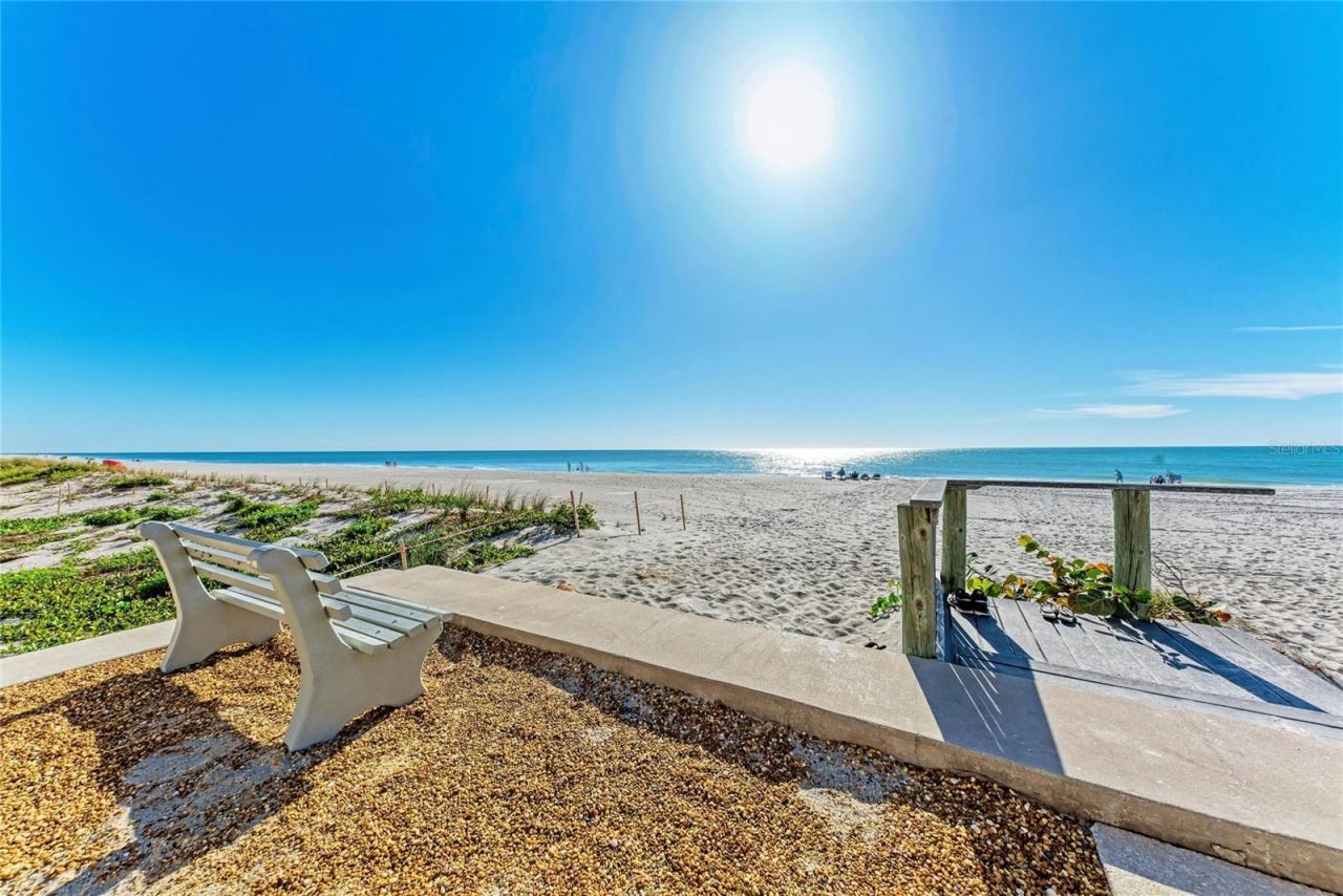 4420 Exeter Drive, Unit 307, Longboat Key, FL 34228 Photo