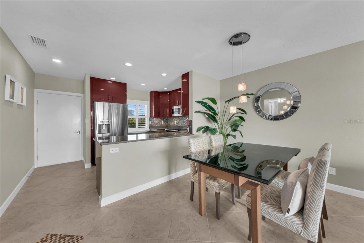 4420 Exeter Drive, Unit 307, Longboat Key, FL 34228 Photo