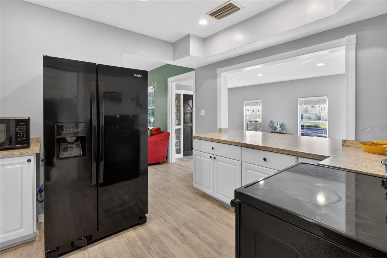 5021 37th Avenue N, Saint Petersburg, FL 33710 Photo