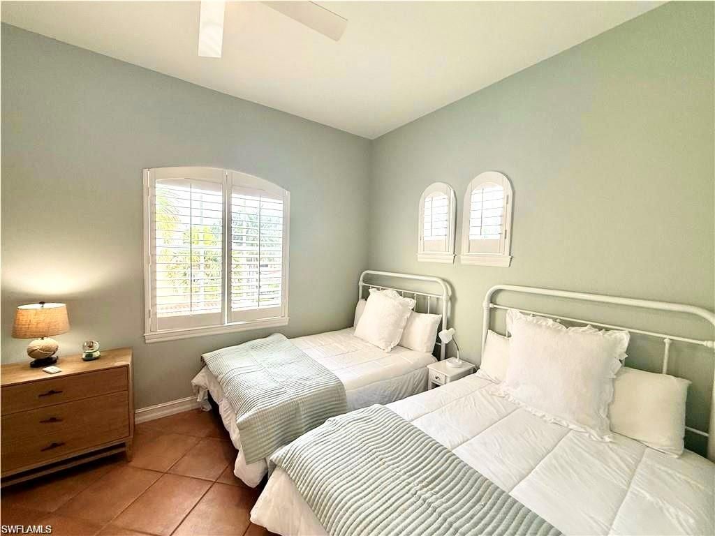 2659 Bolero Dr, Unit 3, Naples, FL 34109 Photo
