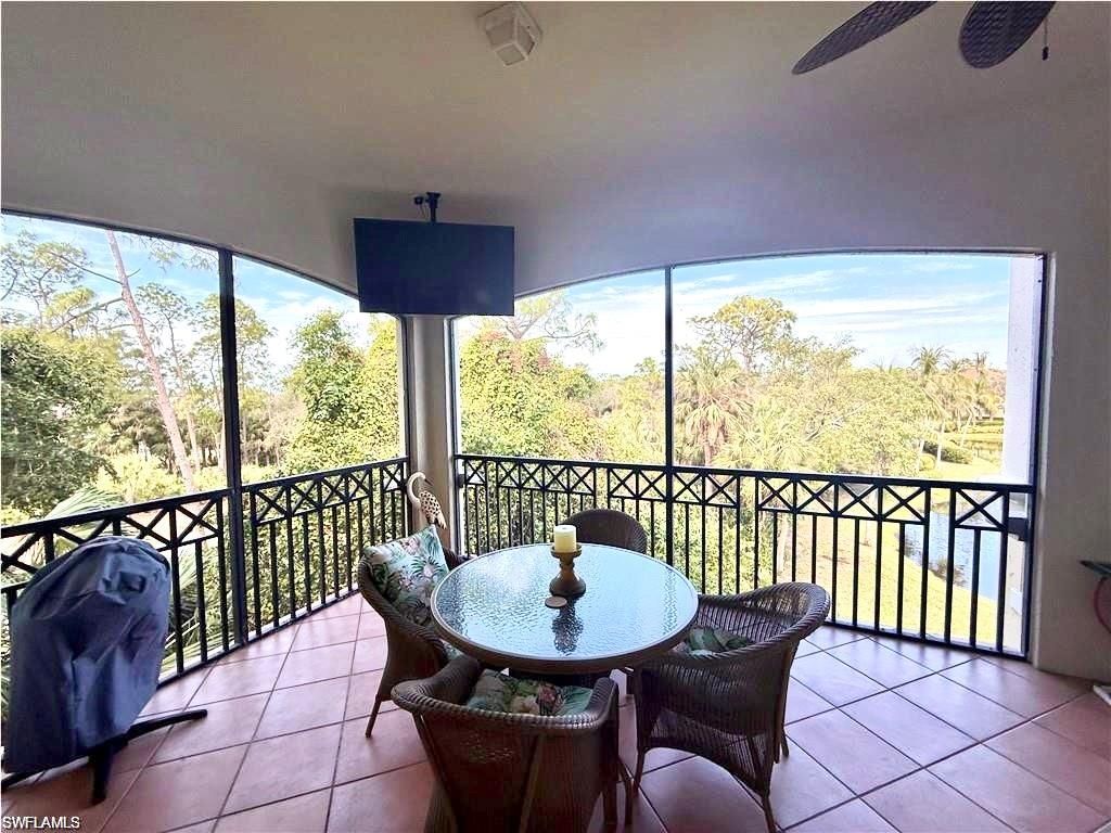 2659 Bolero Dr, Unit 3, Naples, FL 34109 Photo