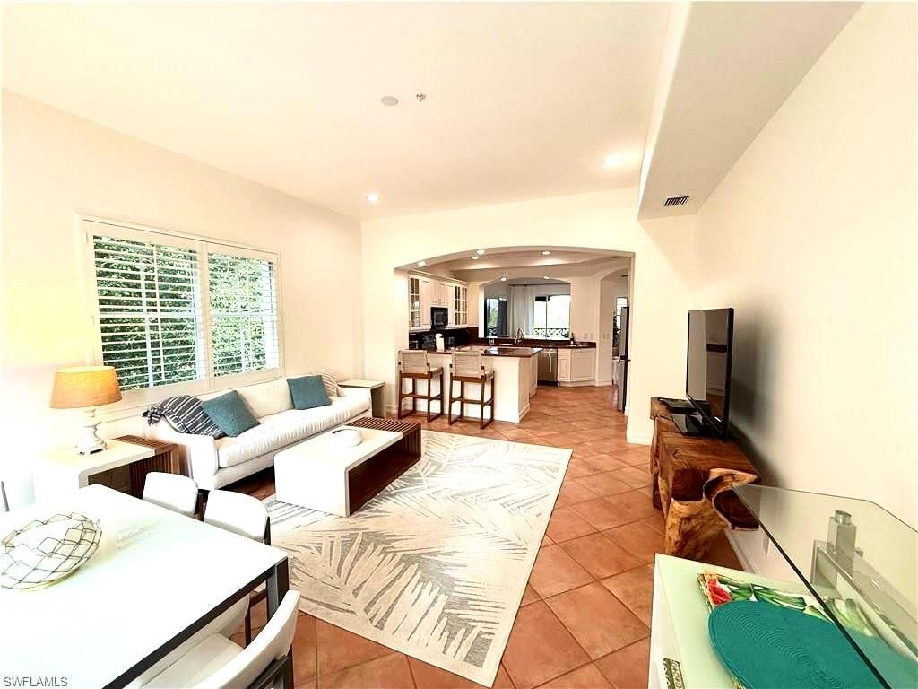 2659 Bolero Dr, Unit 3, Naples, FL 34109 Photo