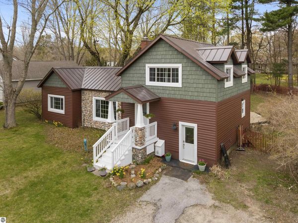 657 Crystal Avenue, Frankfort, MI 49635