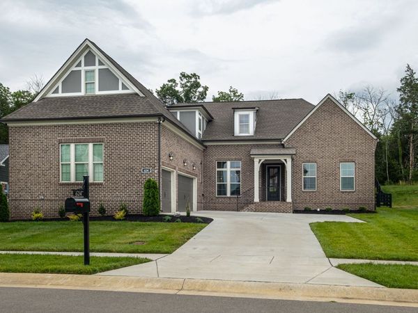624 Dunmeyer Ct, Nolensville, TN 37135