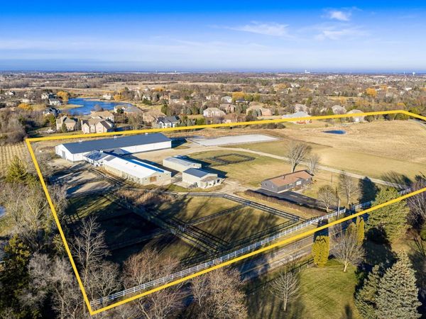 27802 N Owens Road, Mundelein, IL 60060