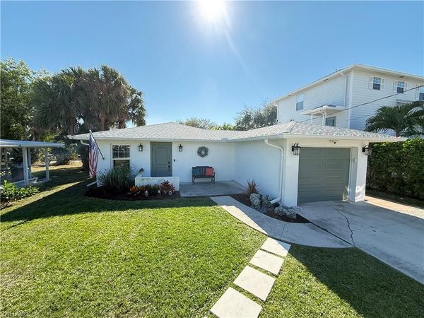 4729 Spring Creek DR, BONITA SPRINGS, FL 34134