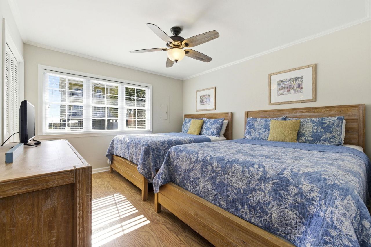 5105 Ocean Blvd. N Photo 24