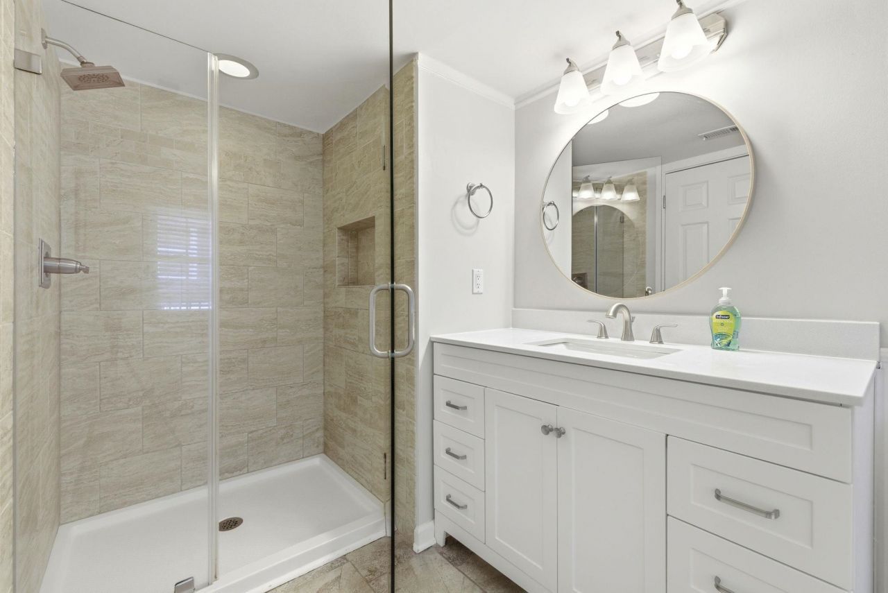 5105 Ocean Blvd. N Photo 26