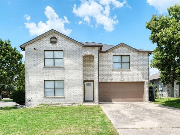 2801 Adelen LN, Round Rock, TX 78664