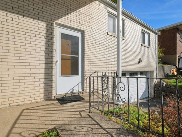 218 LINCOLN, Mcknight, PA 15237