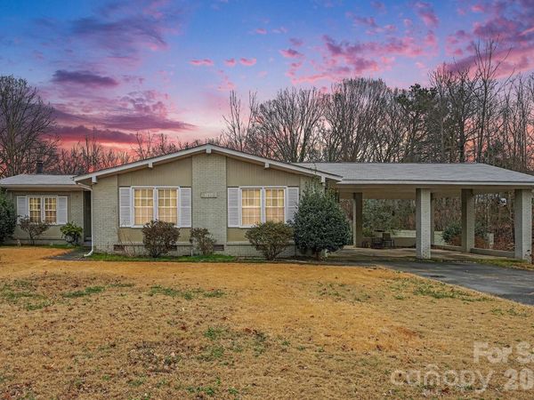 4206 Tipperary Place, Charlotte, NC 28215